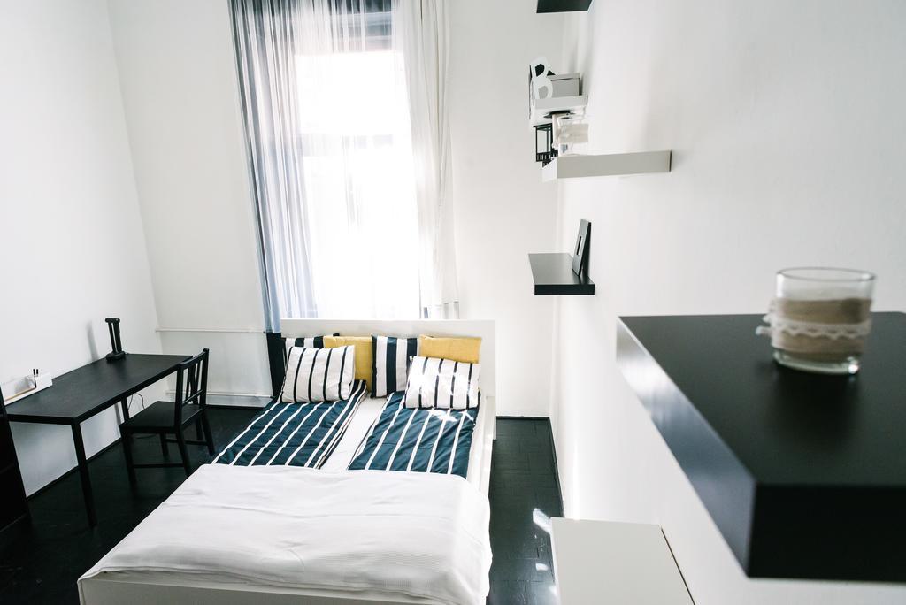 d.Five Stylish Apartment on Váci Street Budapest Exterior foto