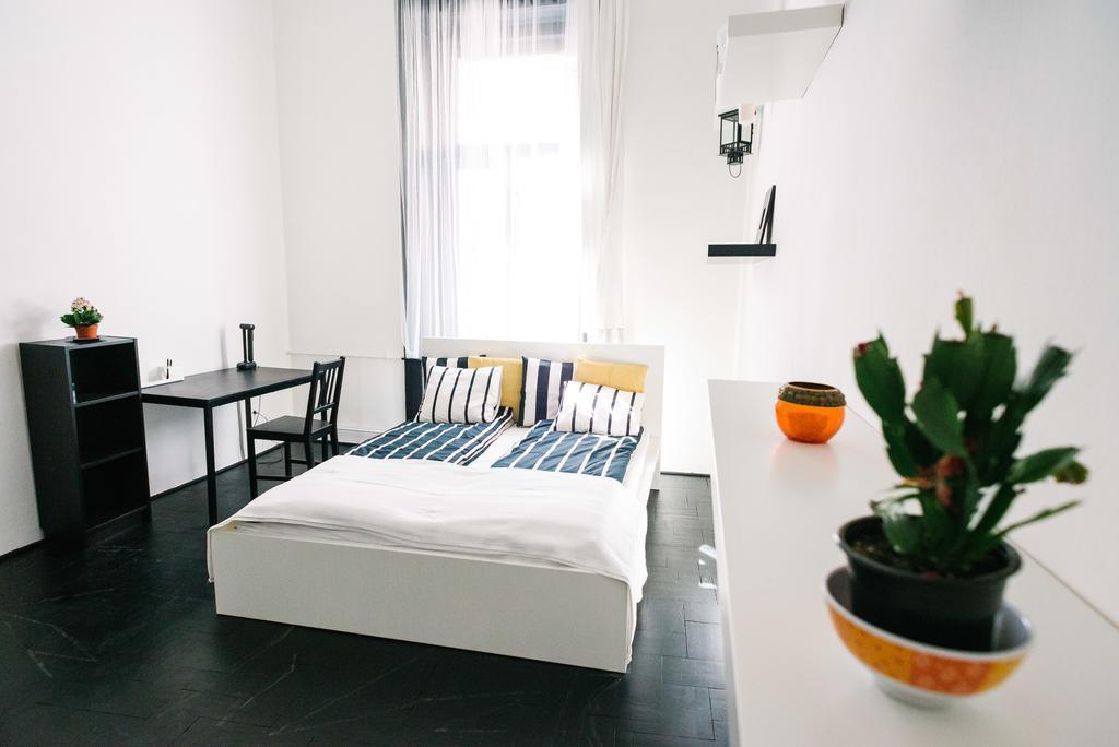 d.Five Stylish Apartment on Váci Street Budapest Exterior foto